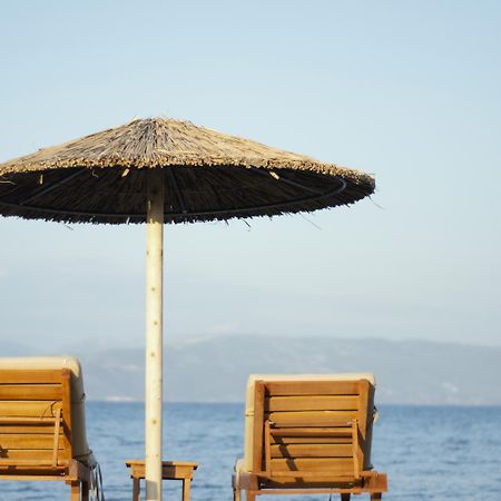 Parakladi Seaside Retreat Appartement Lefkímmi Buitenkant foto