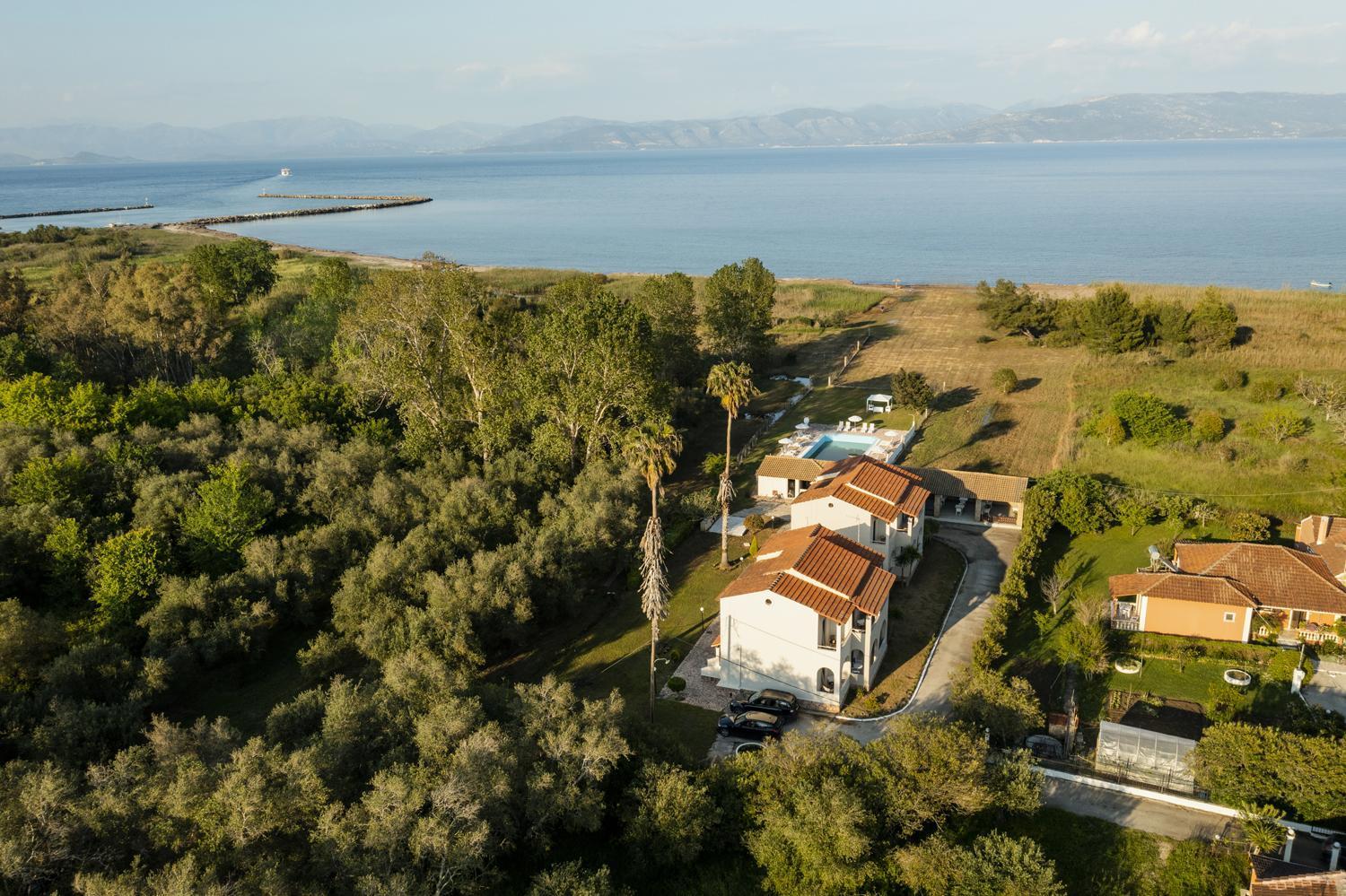 Parakladi Seaside Retreat Appartement Lefkímmi Buitenkant foto